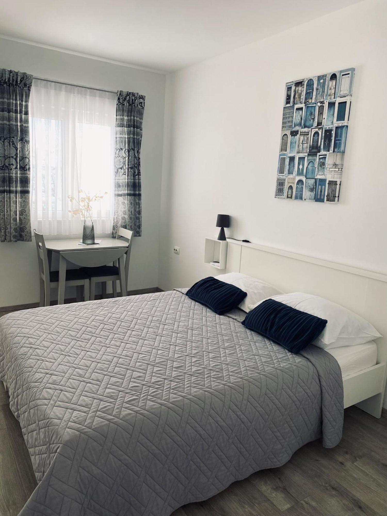 Apartmani Mila Starigrad Paklenica Eksteriør bilde