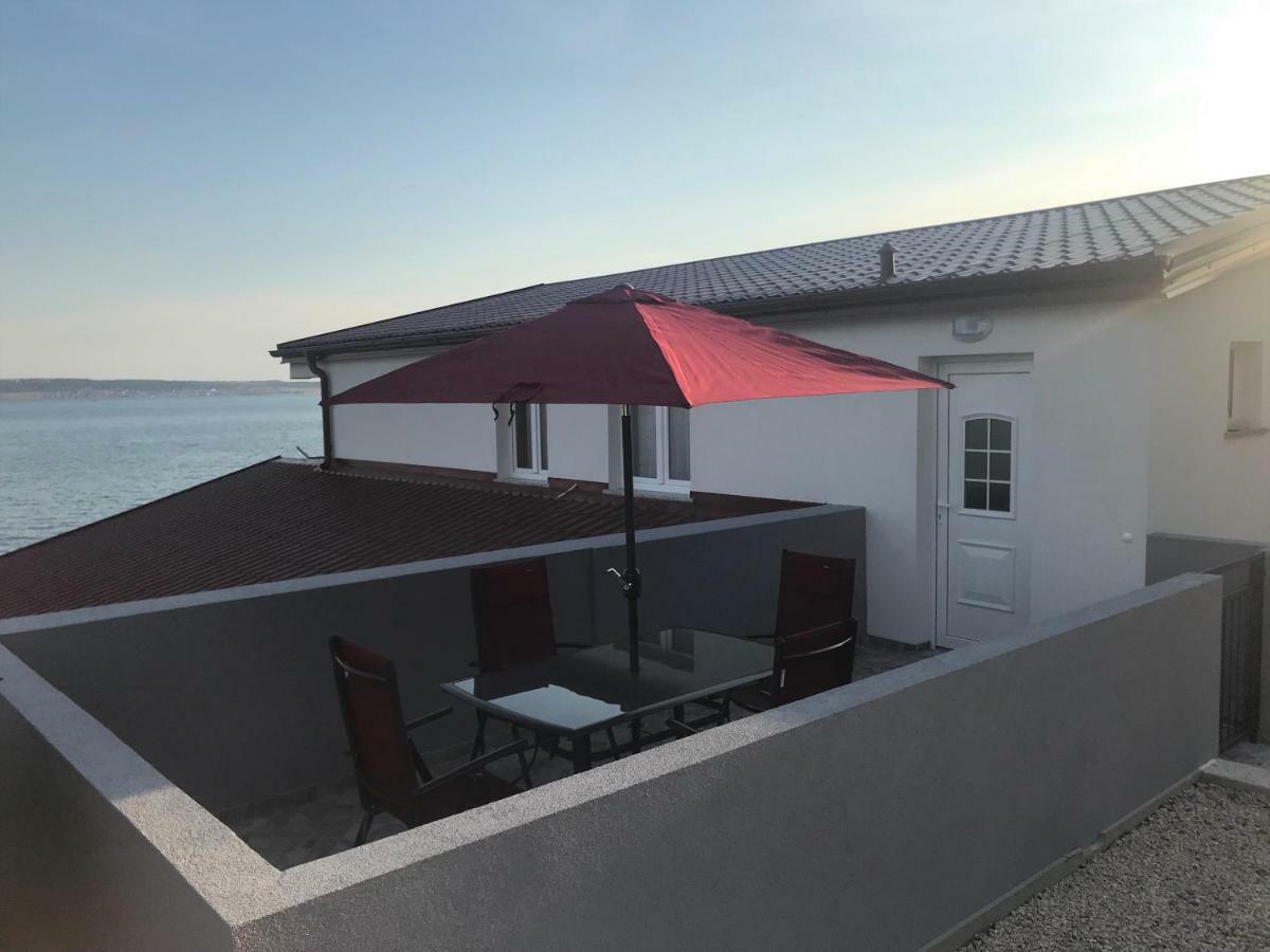 Apartmani Mila Starigrad Paklenica Eksteriør bilde