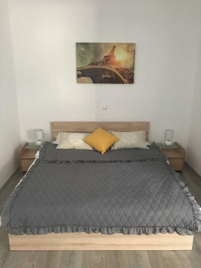 Apartmani Mila Starigrad Paklenica Eksteriør bilde