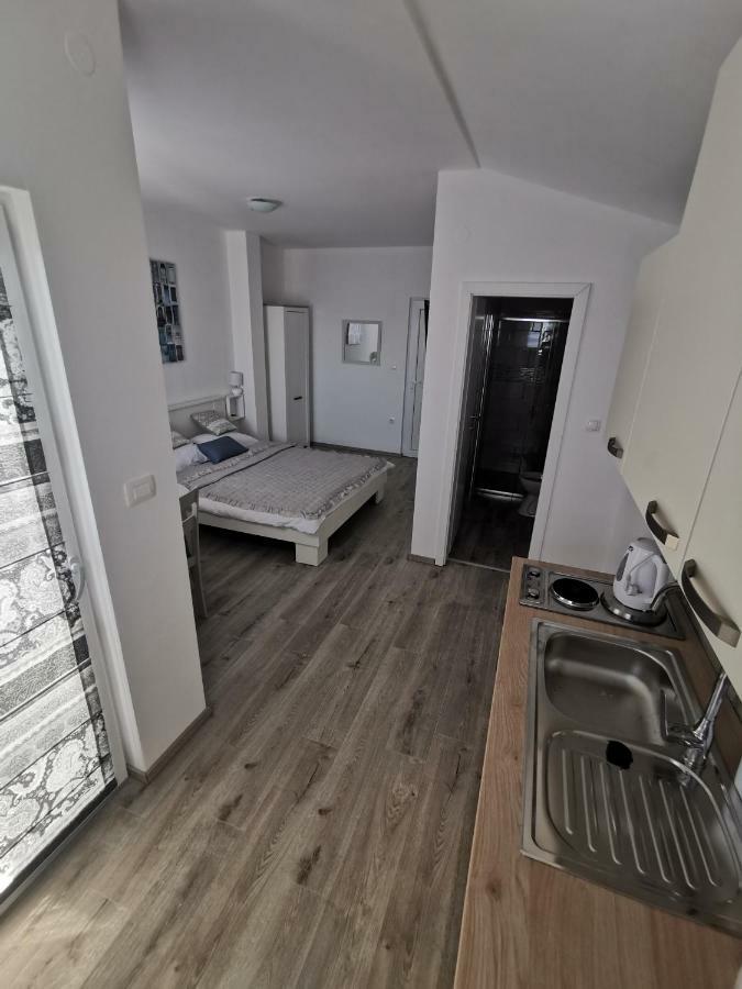 Apartmani Mila Starigrad Paklenica Eksteriør bilde