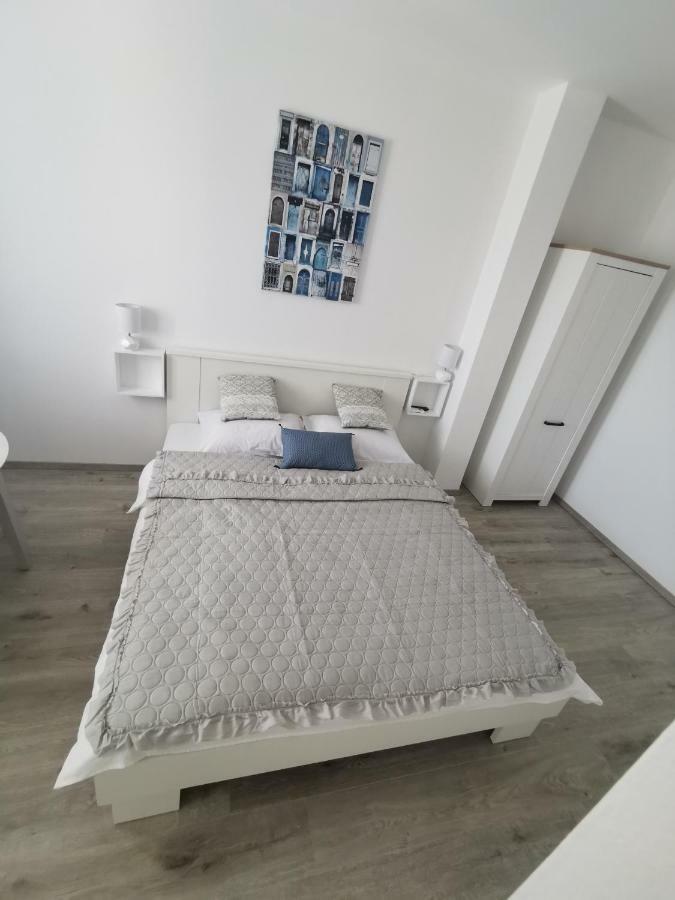 Apartmani Mila Starigrad Paklenica Eksteriør bilde